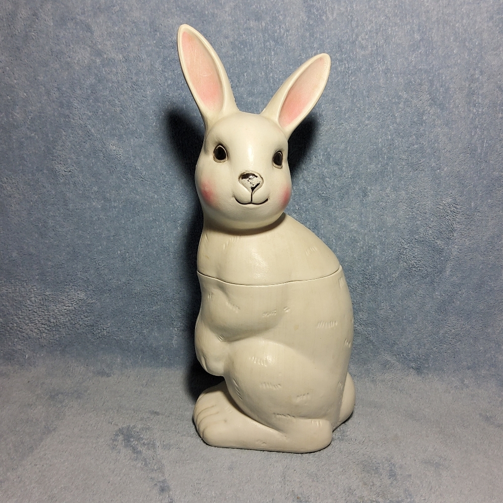 Vintage 70s Peoria Plastic Blow Mold Easter Bunny Fill N Thrill Candy Container